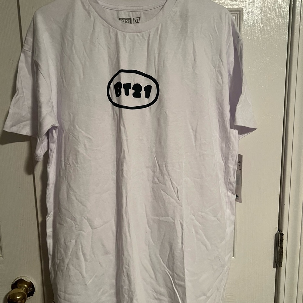 BT21 White Short Sleeve Tee